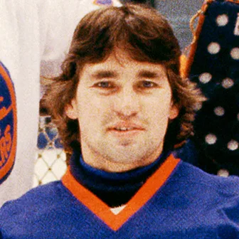 Kelly Hrudey headshot
