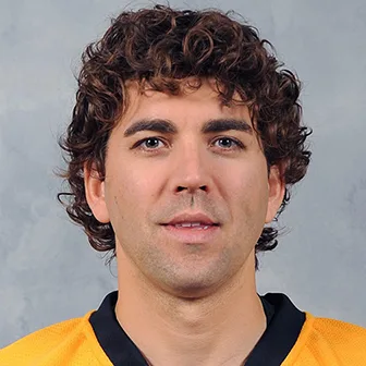 Manny Fernandez headshot